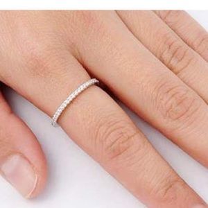 .925 Silver Eternity Band ✨ size 7